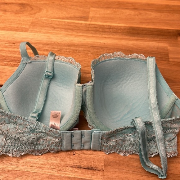 VICTORIA’S SECRET ⭐️  bra bundle - Picture 6 of 9